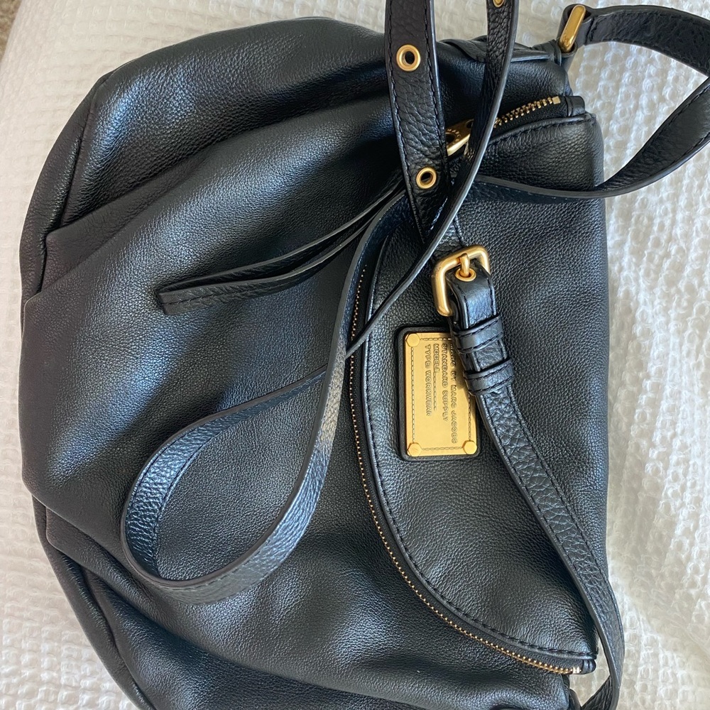 Marc Jacobs messenger bag